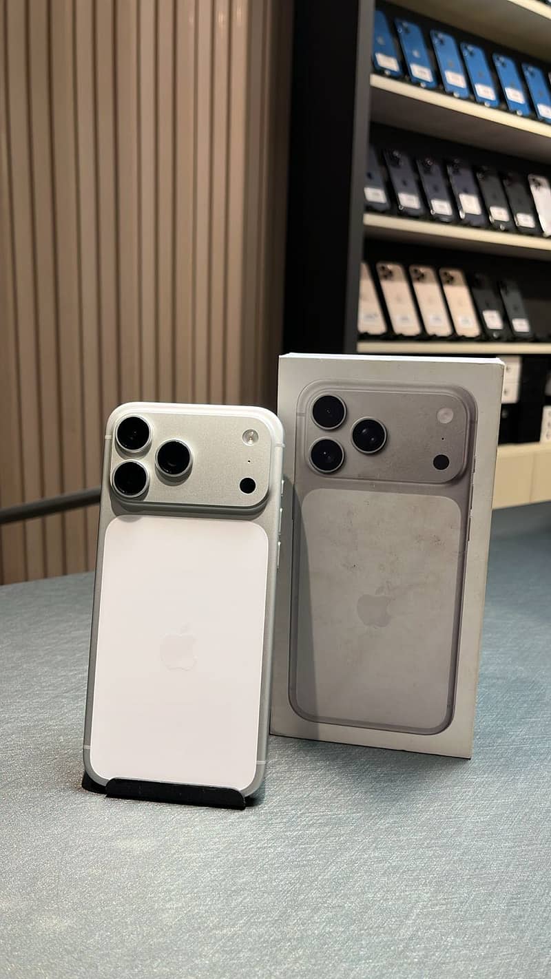 iPhone 17 pro max 0