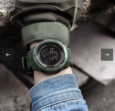 SMAEL Brand 8105 Cool Fashion Sports Digital Man Watch