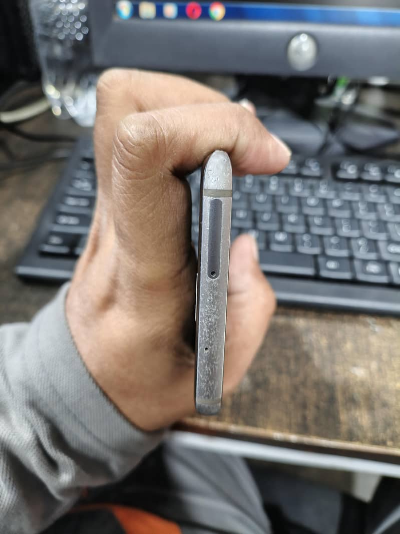 galaxy 7 edge 4