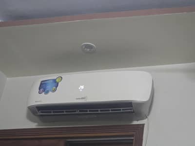 KENWOOD KDC-1204S e-Inverter