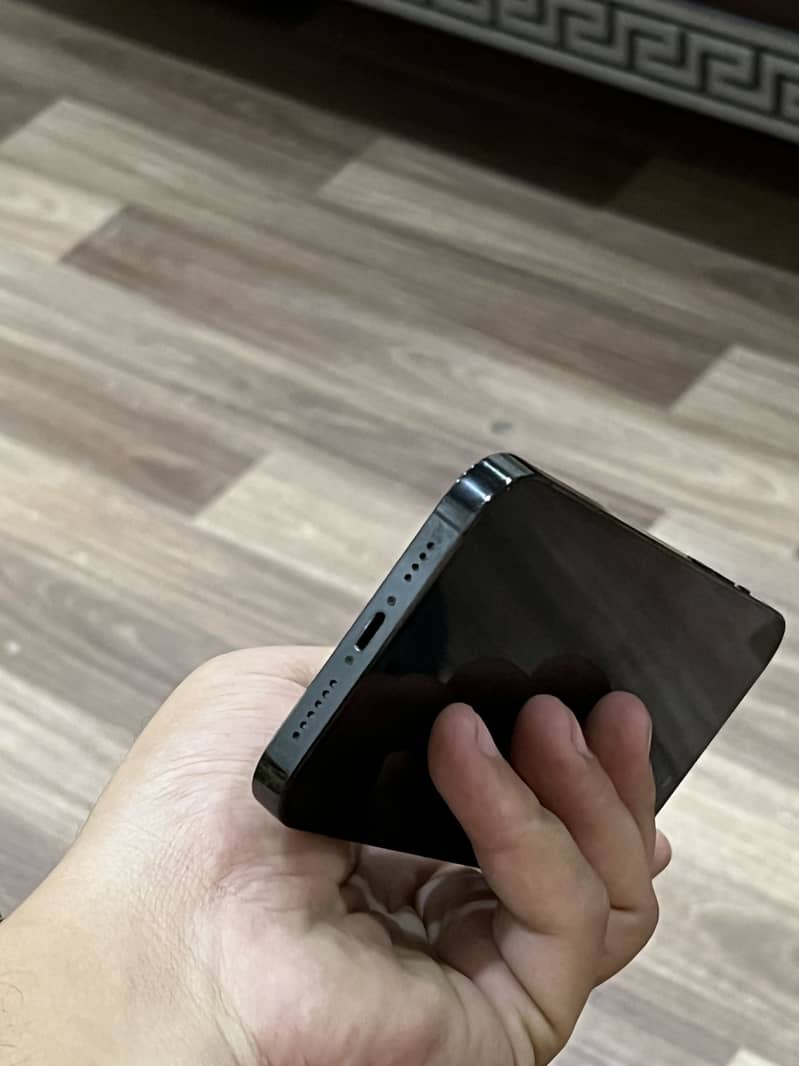 Iphone 14 pro max. 1