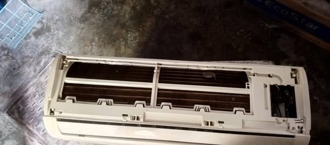01 ton spilt Ac