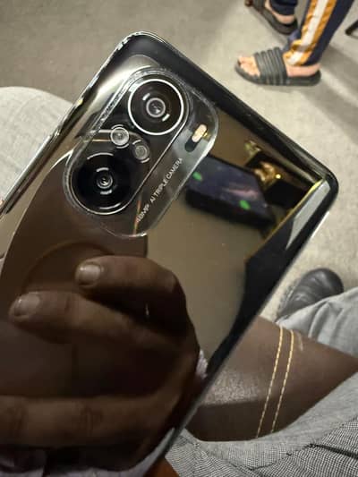 poco f3 8/256