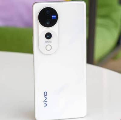 vivo V40