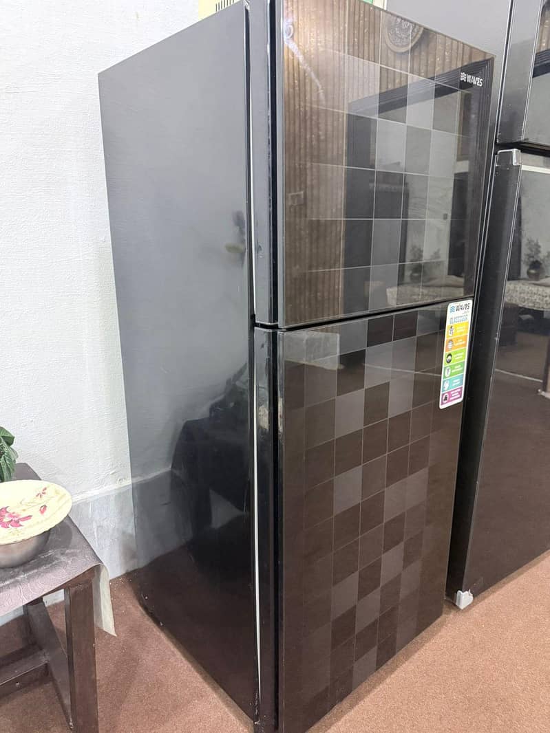 waves fridge 4