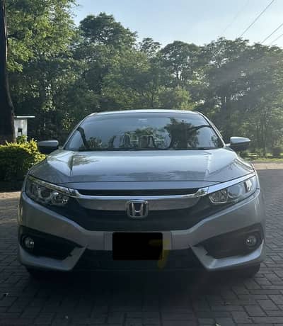 Honda Civic VTI Oriel UG 2018 Red Meter
