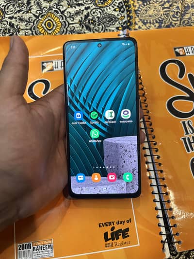 Samsung Galaxy A51 | 128GB Storage | Lush Display