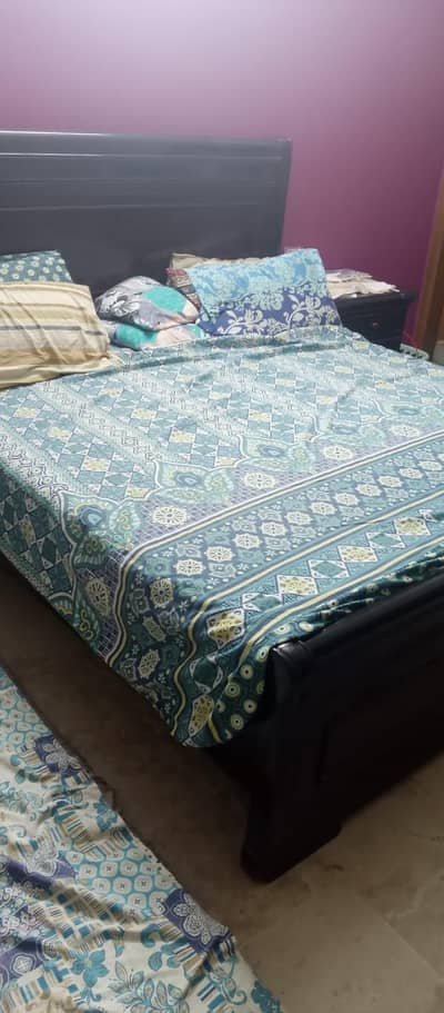 Full bedroom furniture