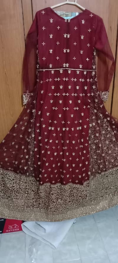 Tale maxi hai 1 dfa use kri h bx small size me seryes buyer conyct pl