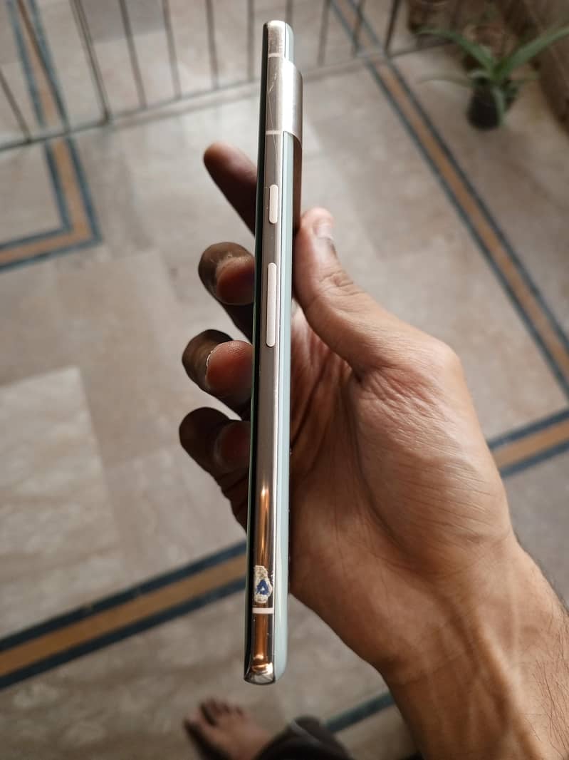 Google Pixel 7 Pro 2