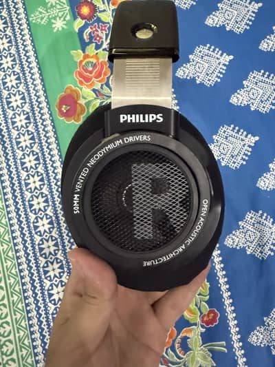 Phillips SHP 9500 Over ear wired open headphones