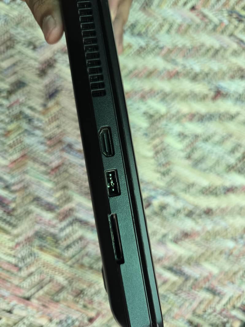 DELL Latitude E5540 6
