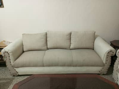 7 Seater Sofa Set in Good Condition