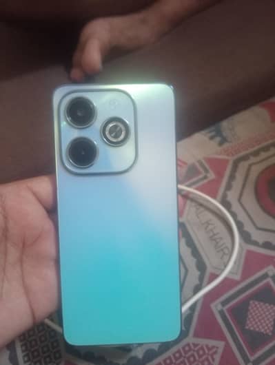 8+8- 16/256 with box and charger 10/10 condition