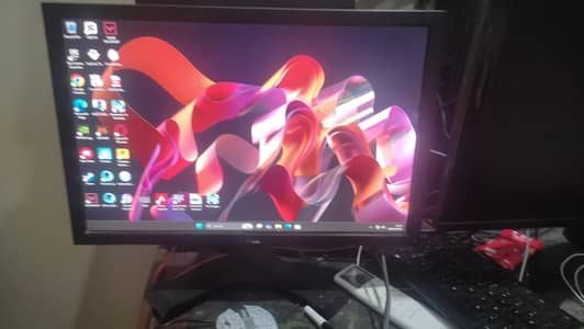 Dell 19 inch led with stand