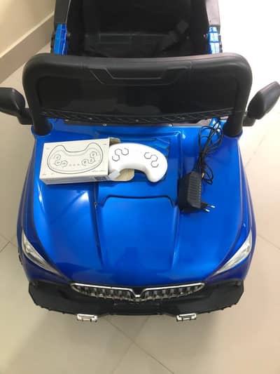 Great condition Kids Car/Jeep with Remote Control