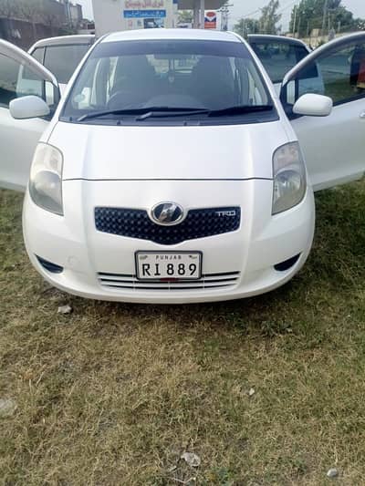 Toyota vitz 2014 model full in genuine condition