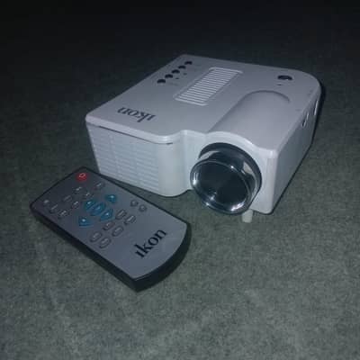 Ikon IKP320 LED Projector – Lahore