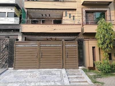 Tripple Storey 10 Marla House Available In Marghzar Officers Colony For sale
