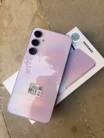 Samsung A55 5G 265 GB data and 8 gb ram