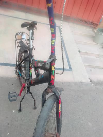 TikTok cycle stand
