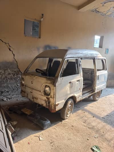 suzuki bolan 1990 chat change ha bki kam hona wala ha