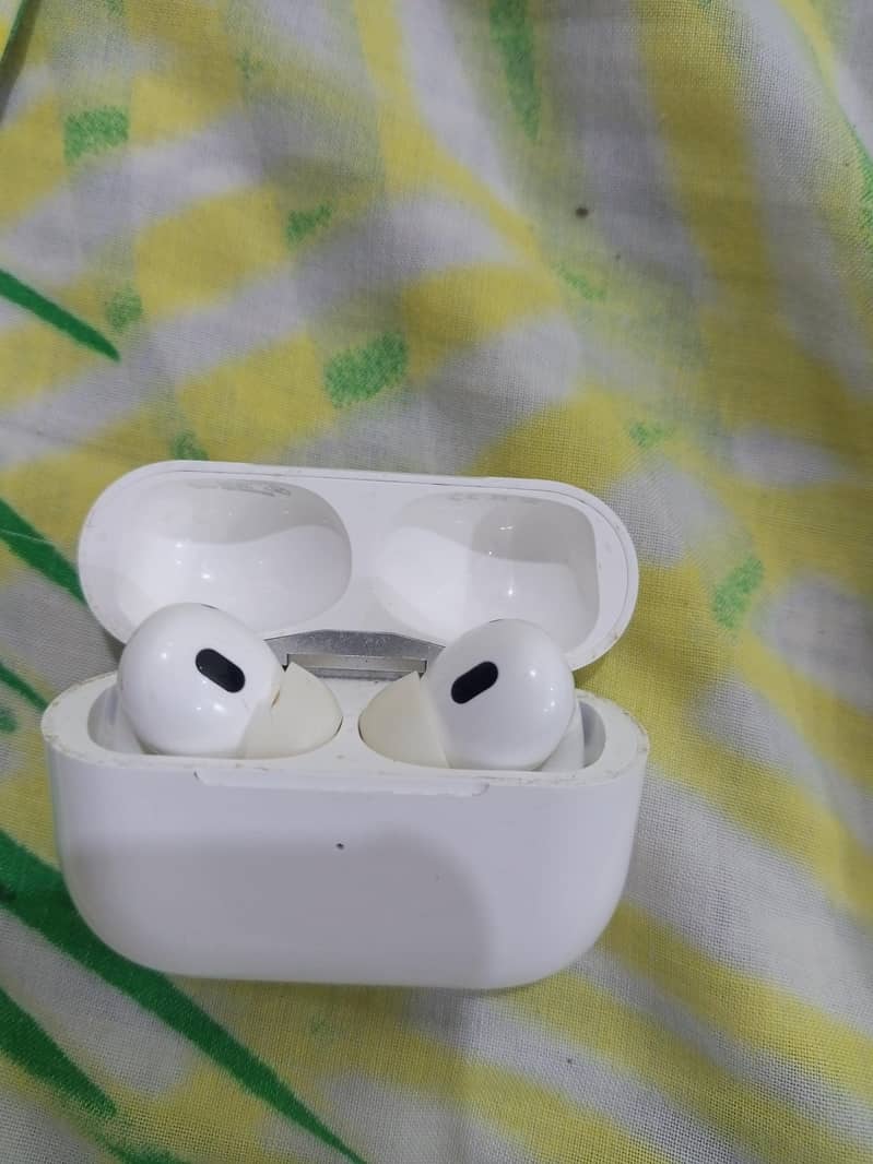 earbuds 3