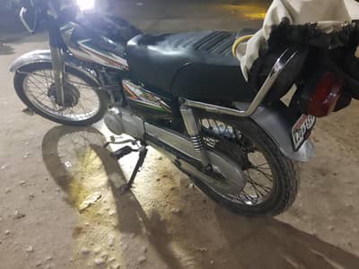 HONDA CG 125cc Karachi Number(Karak Smooth Engine)