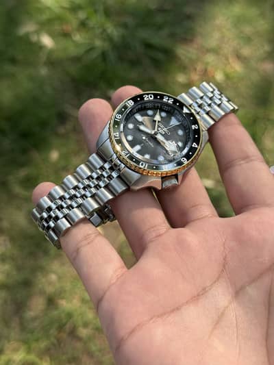 Seiko 5 Sports with Box New