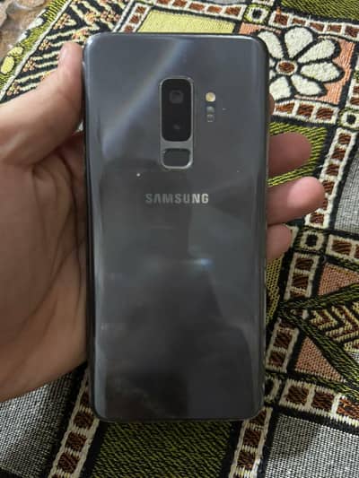 Samsung s9 plus watsapp 03241427338
