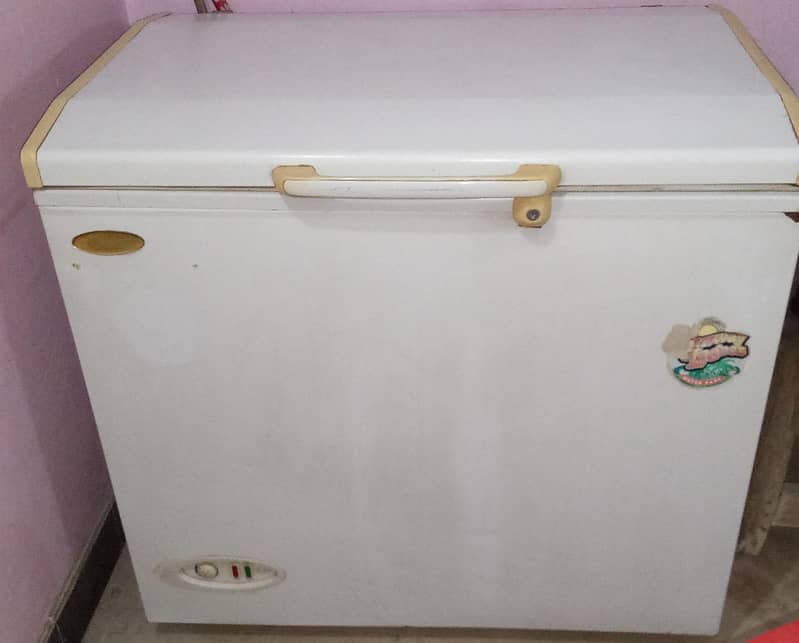 Waves single door deep freezer 0