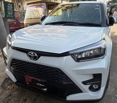 Toyota Raize 2020/2022 pearl white
