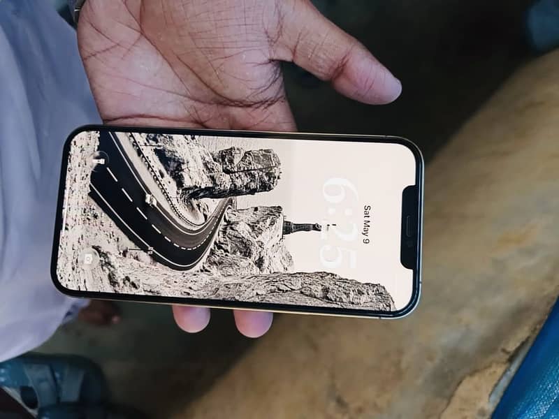 iPhone 12 pro max 0