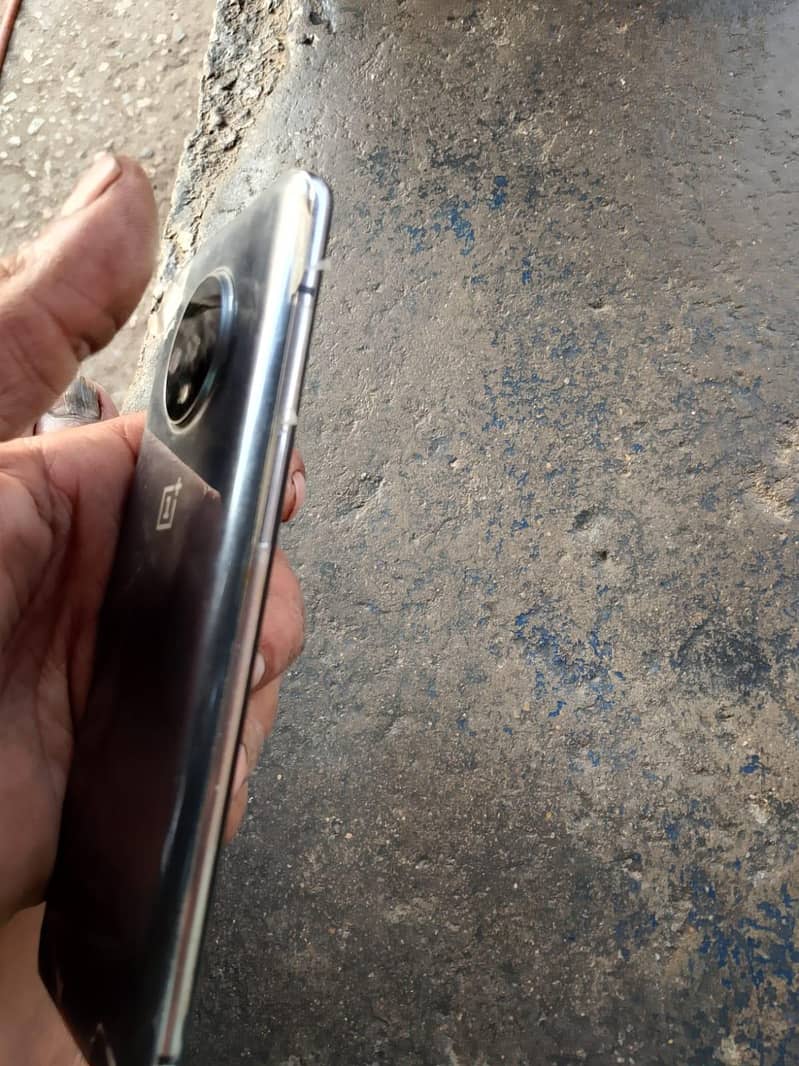 One Plus 7T 2
