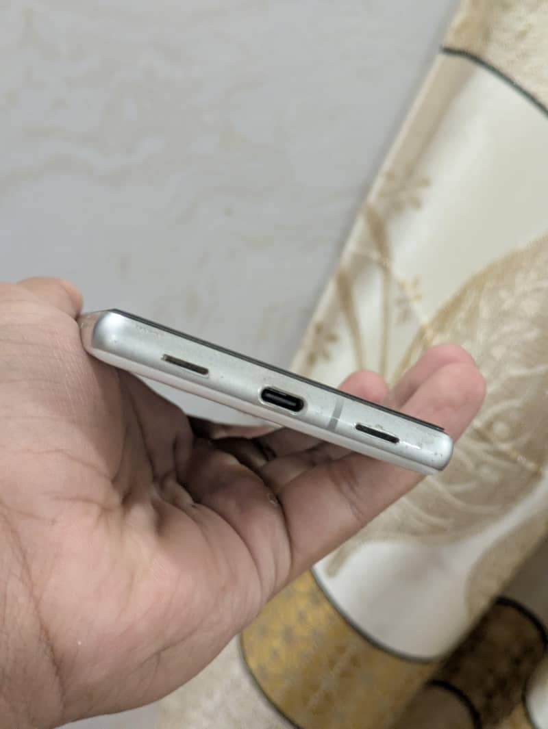 Google pixel 7a (8/128) 7