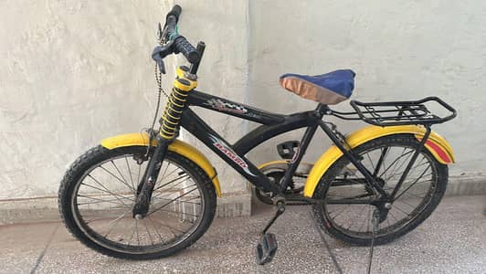 yellow cycle