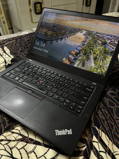 Lenovo ThinkPad Core i5 8th Gen 8GB RAM 128GB SSD