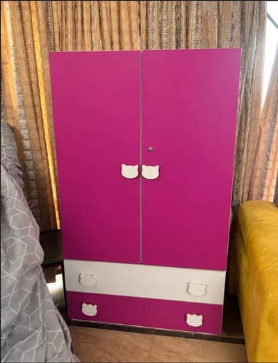 Single bed,Poshish bed,bed set,Room furniture,wardrobe