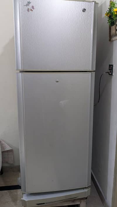 PEL REFRIGERATOR AND FREEZER