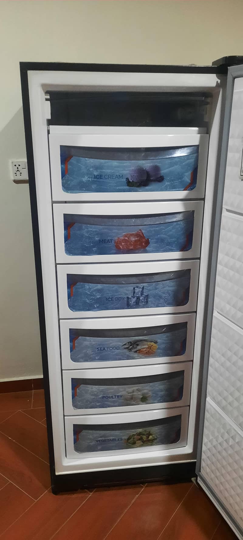 Dawlance Vertical Freezer 3