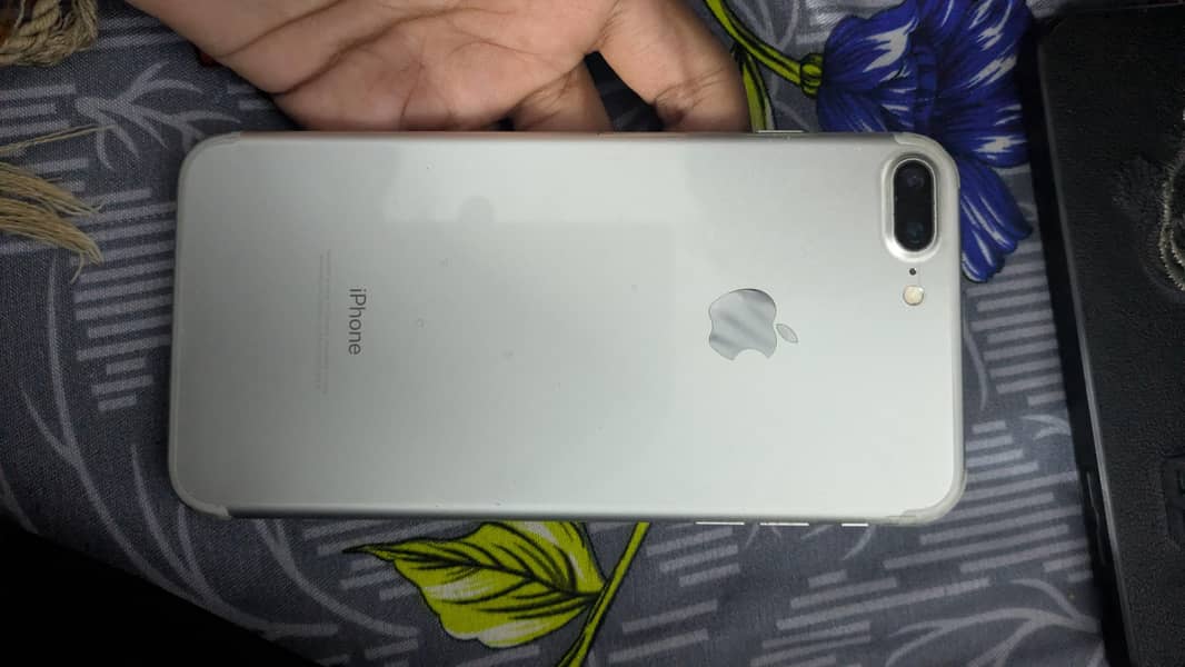 Iphone 7 plus no scratch 4