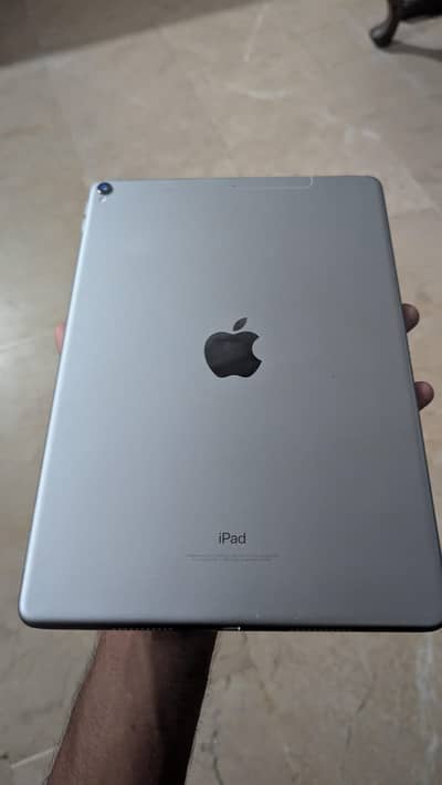 Apple Ipad Pro (10.5-Inch)
