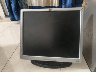 LED 17 inch used urgent sale