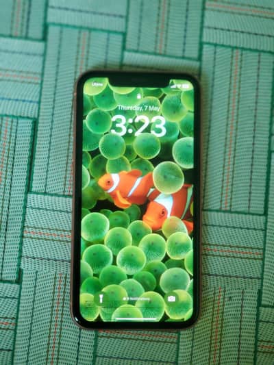 iphone XR 4/64