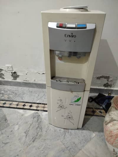 Enviro water dispenser with mini fridge for urgent sale