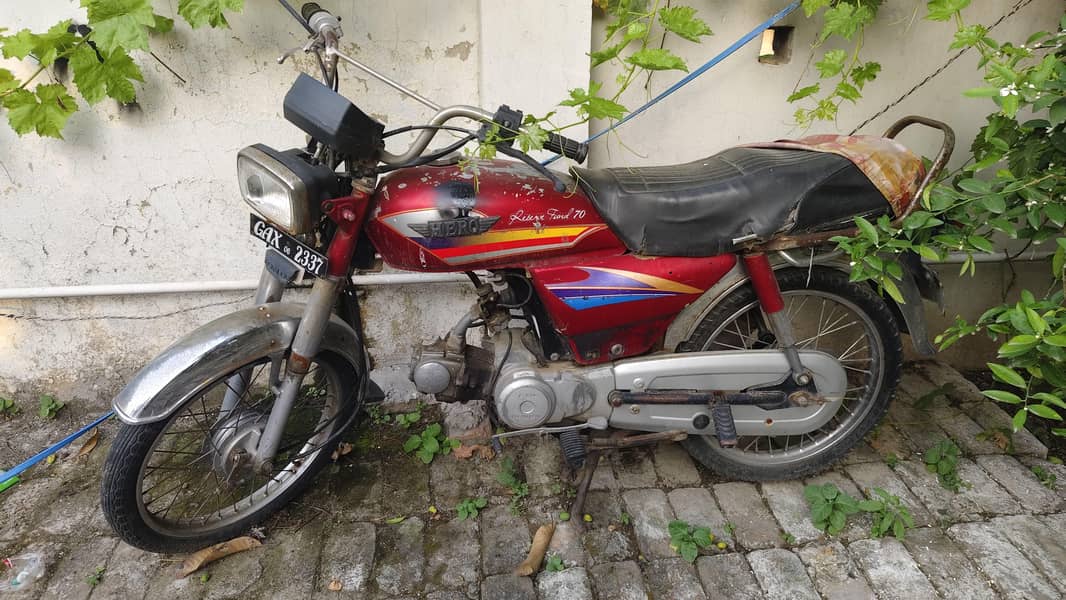 CD 70 2006 model. 0