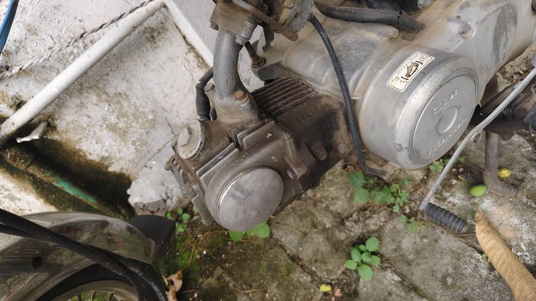 CD 70 2006 model. 2