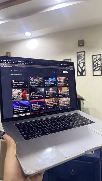 MACBOOK PRO 2x17
