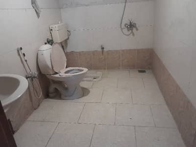 5 marla Full hous available for rent wapda Town ph1 block g5