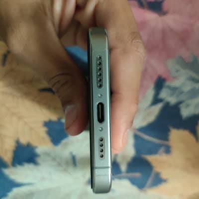iPhone 15 pro max dual physical